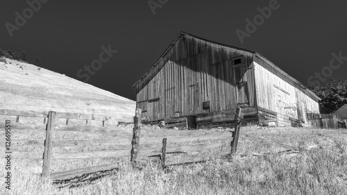 Nicasio barn 1