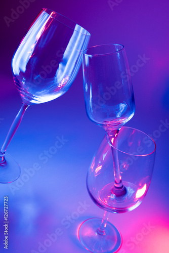 fascinating wine glasses