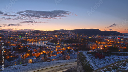 Blick auf Trondheim in Norwegen von der Festung Kristiansten aus. photo