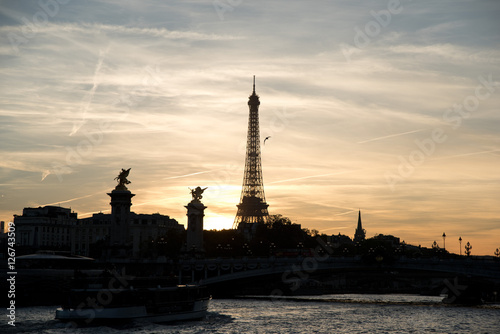 Sunset in Paris 3