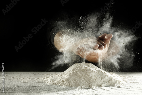 Fototapete flour and hands