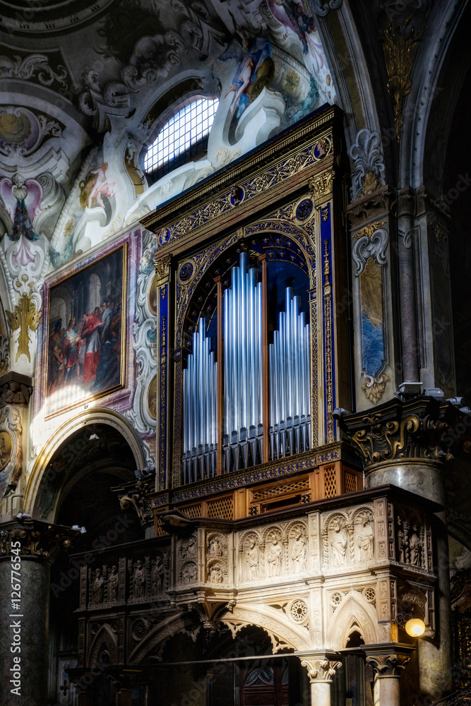 Fototapeta premium Organ in the Cathedral (duomo) in Monza