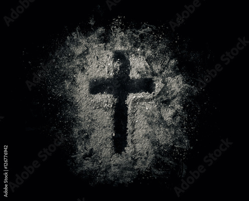 Foto Cross in the ashes