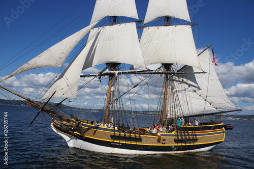 Fényképezés The wooden brig, Lady Washington, sails on Lake Washington