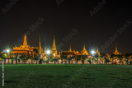 Photography Golden light of Wat Phra Kaew from Sanam Luang