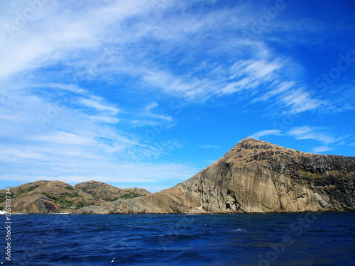 聟島(ケータ島) 断崖