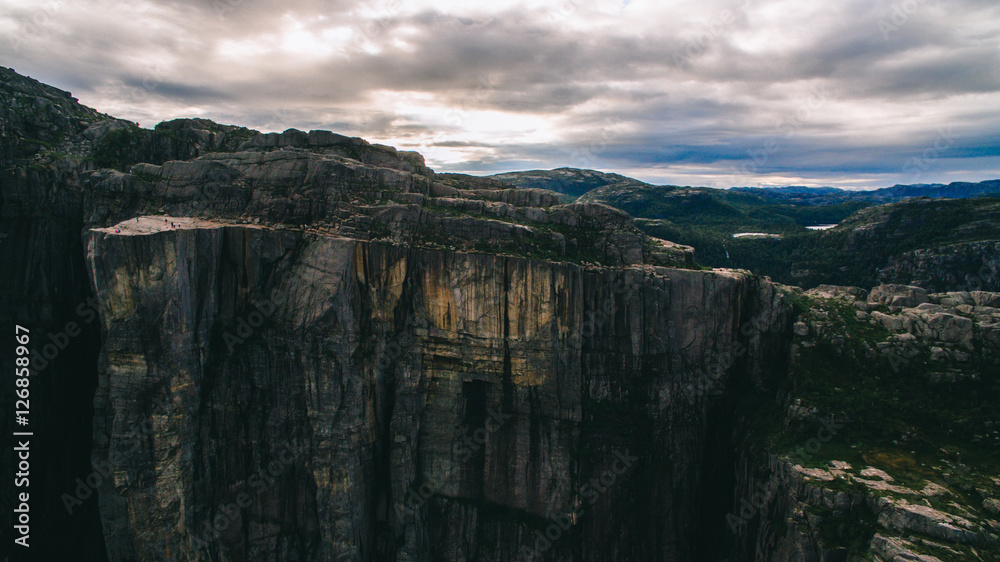 Fototapeta premium Preikestolen massive cliff (Norway, Lysefjorden summer morning v