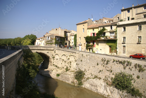 Roman bridge and medieval city, photo