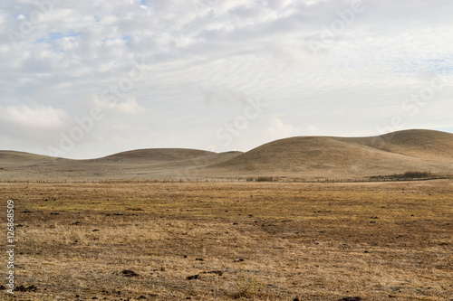 Valokuva Dry rolling hills of California