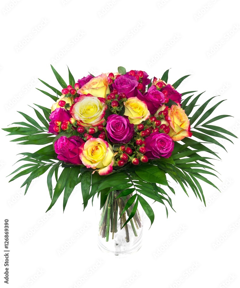 Naklejka premium Beautiful bouquet of roses isolated