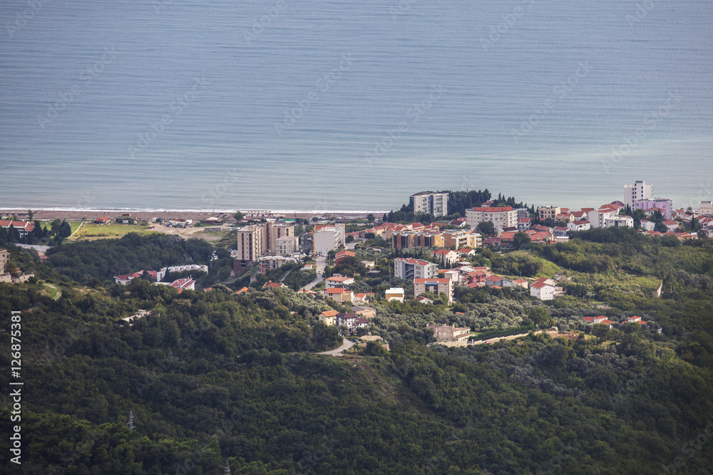 Черногория. Вид с горы на город Будва и море.