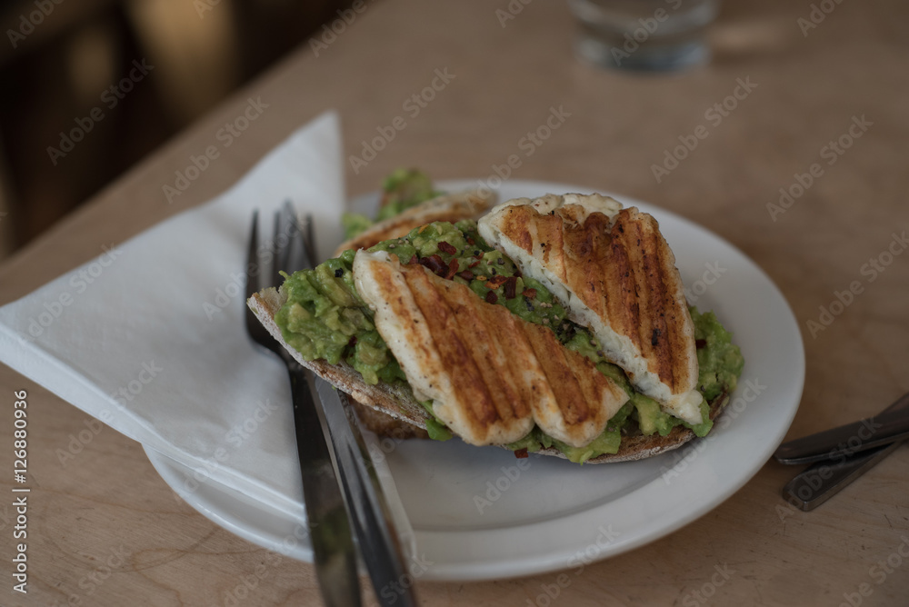 Halloumi and avocado toast for brunch Halloumi and avocado toast for brunch
