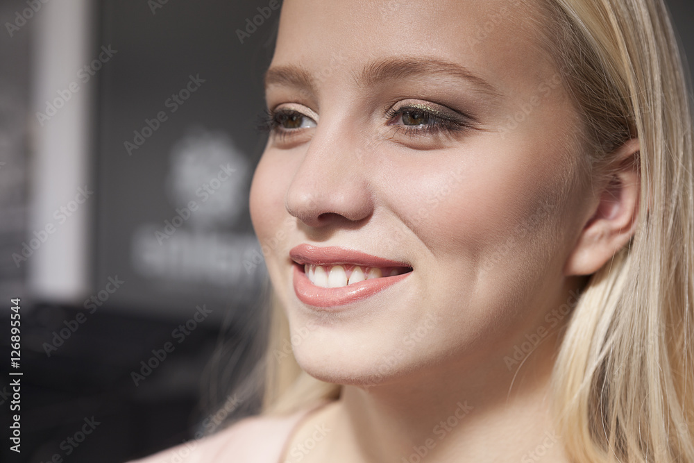 Fototapeta premium makeup, beautiful blonde girl