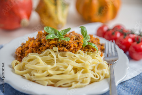 Pasta mit Bolognese Sauce  photo