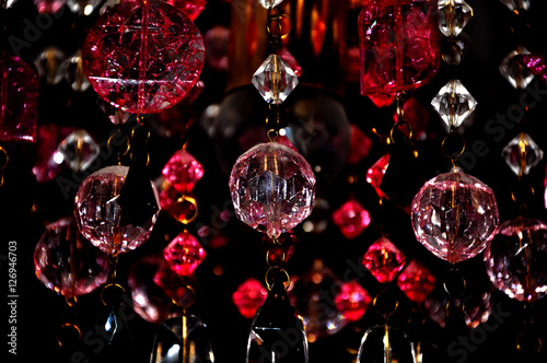 Fotografia beautiful chandelier crystals background