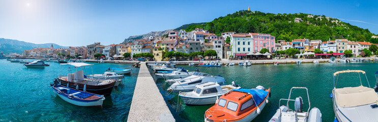Acrylglasbilder Stadt am Wasser Baska auf Krk an der Adria  © Sodel Vladyslav