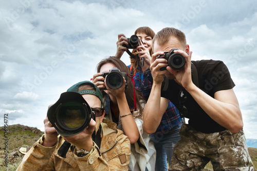 Foto Group friends photographers taking photo