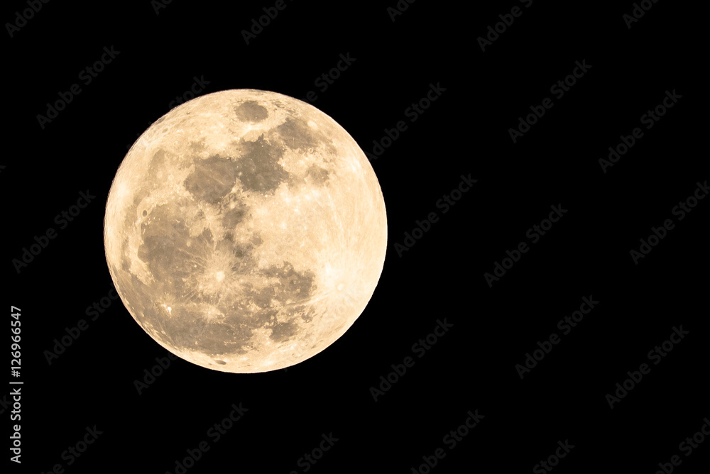 The full moon super moon of November 14, 2016 The full moon super moon of November 14, 2016