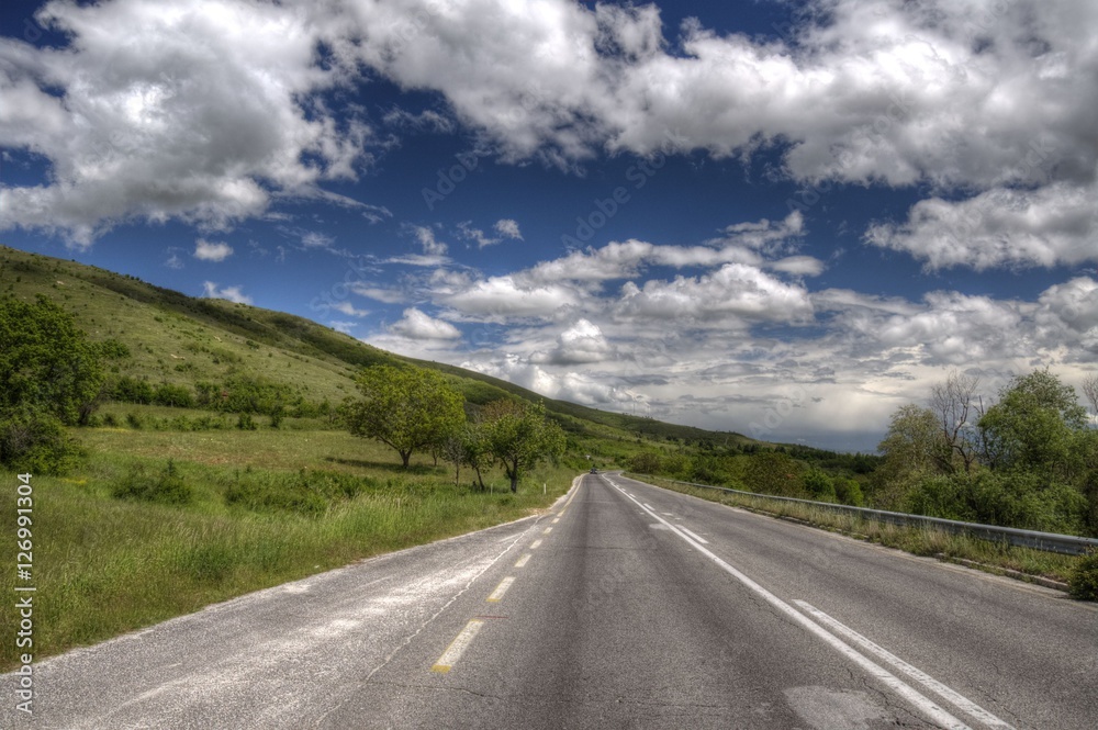 Macedonian road