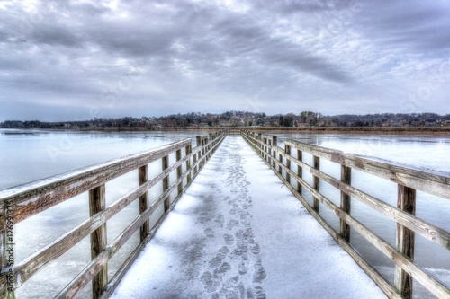 Winter on the Lake © Jonathan