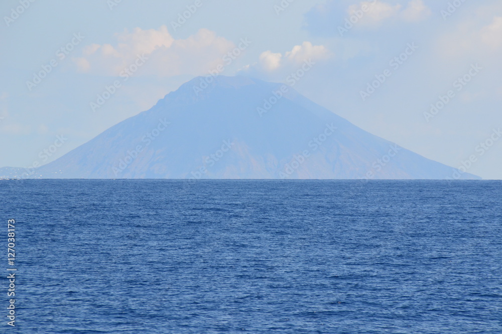 vista mare isola vulcano