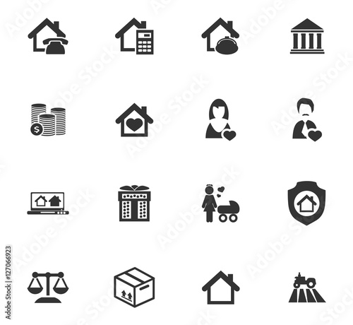 Real estate icons set © lisess