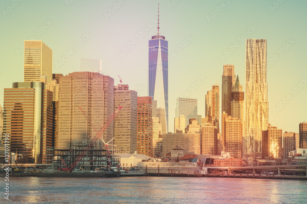 Obraz premium Office Buildings in Manhattan, New York City, vintage