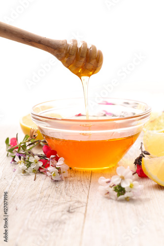 honey drip in bowl