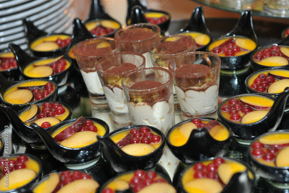 Tiramisù - Mono porzioni - Goloso - piccole porzioni - buffet