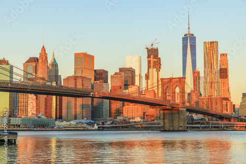 View to Manhattan skyline from Brooklyn Bridge Park in the morning