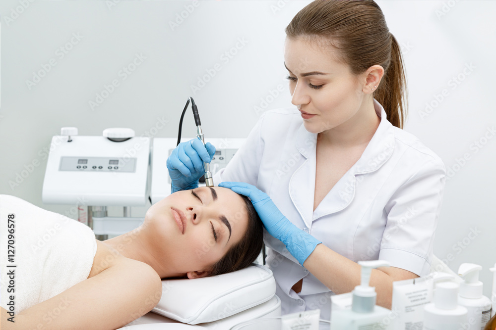 Microdermabrasion Microdermabrasion