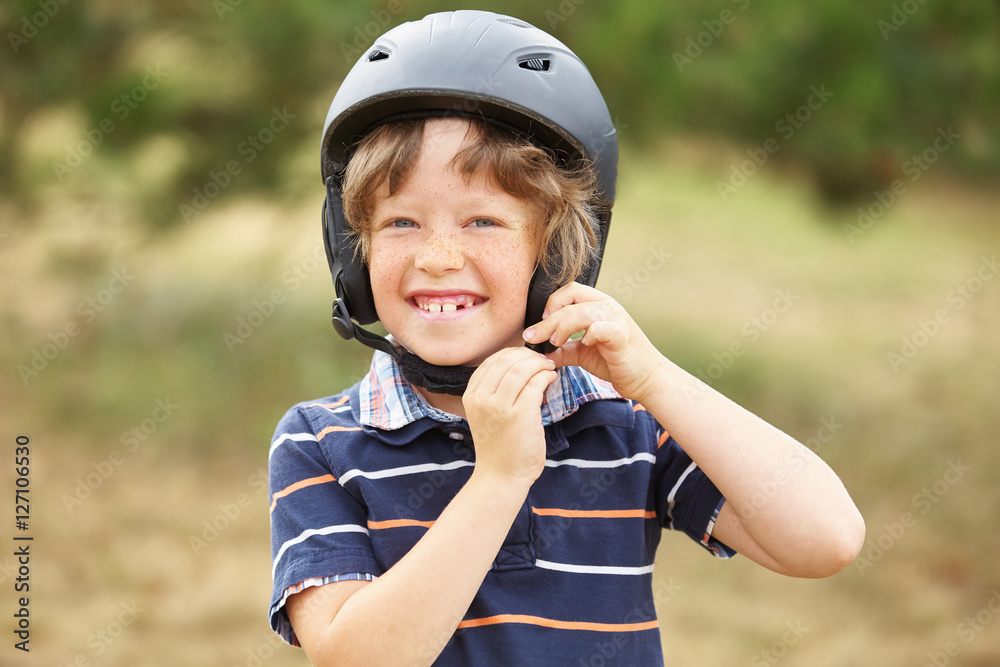 Kid with helmet Kid with helmet