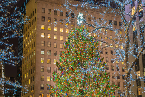 New York - DECEMBER 20, 2013: Christmas Tree at Rockefeller cent