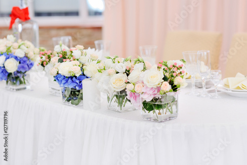 wedding reception table arrangement