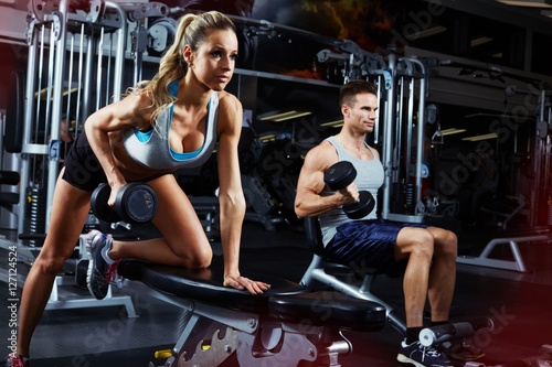 Принти на полотні bent over dumbbell workout