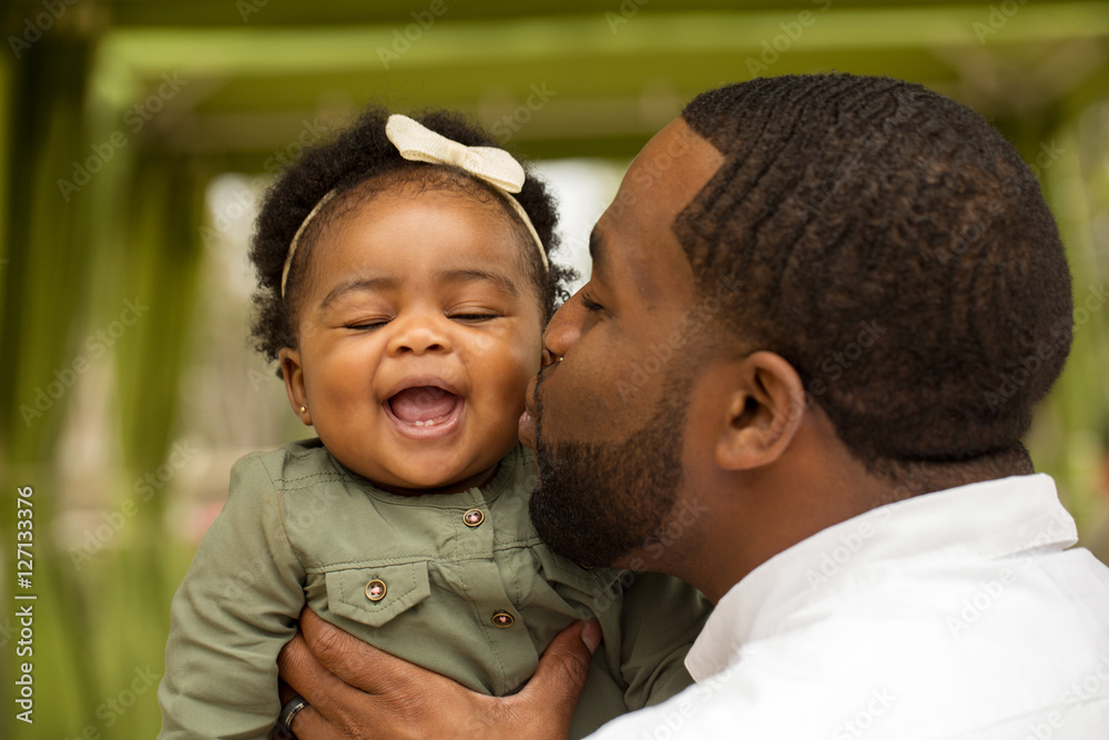 African American father and daughter - obrazy, fototapety, plakaty 