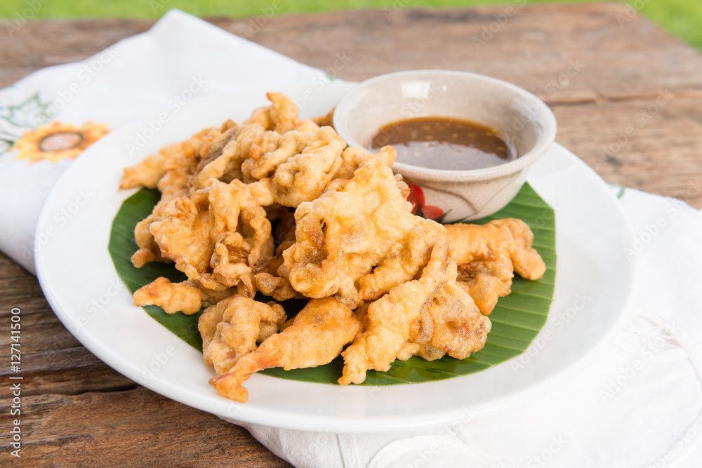 Homemade Deep Fried Mushrooms with Dipping Sauce Homemade Deep Fried Mushrooms with Dipping Sauce