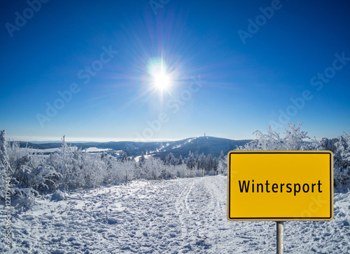Ortsschild Wintersport