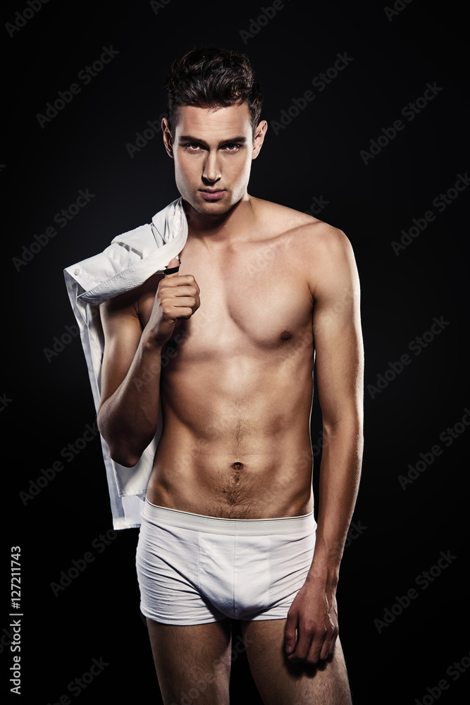 Fototapeta premium bare handsome