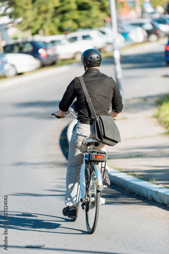 Obraz premium Electric bicycle commuter