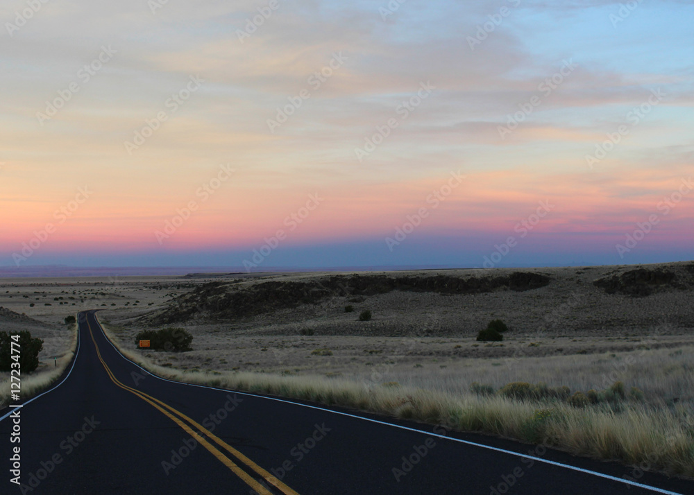 Fototapeta premium Sunset road