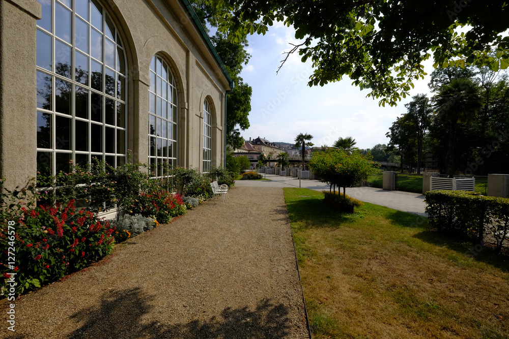 Obraz premium Stadtansicht und Kurpark des Staatsbades Bad Kissingen, Unterfranken, Bayern, Deutschland