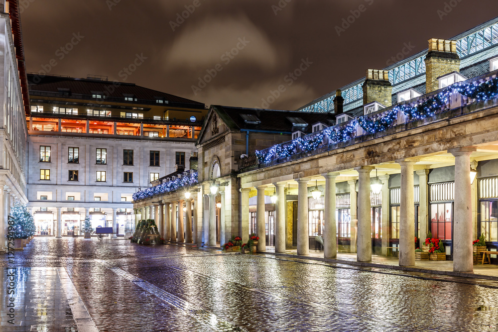 Obraz premium Christmas lights 2016 in Covent Garden, London