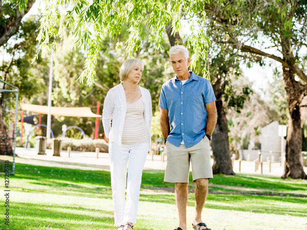 Fototapeta premium Senior couple relaxing in park