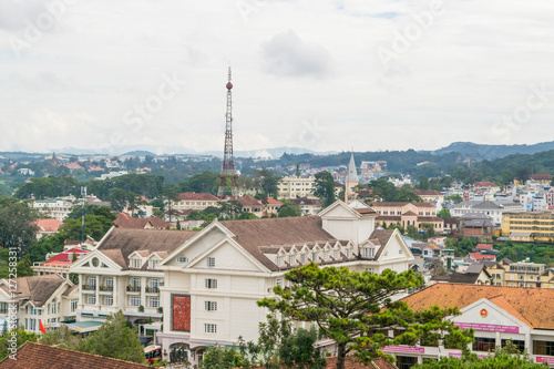 Obraz na płótnie Roofs of Da Lat mountain city view and a copy of Eiffel tower, Vietnam w salonie