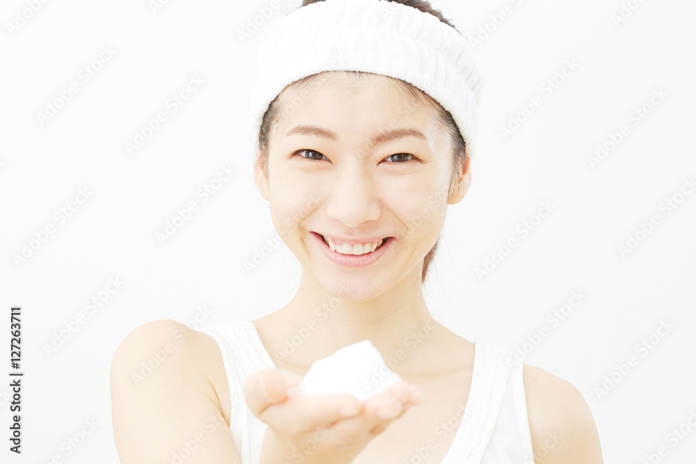 女性 洗顔 女性 洗顔