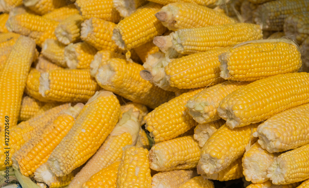 Natural-looking vegetables in a supermarket - corn. Natural-looking vegetables in a supermarket - corn.