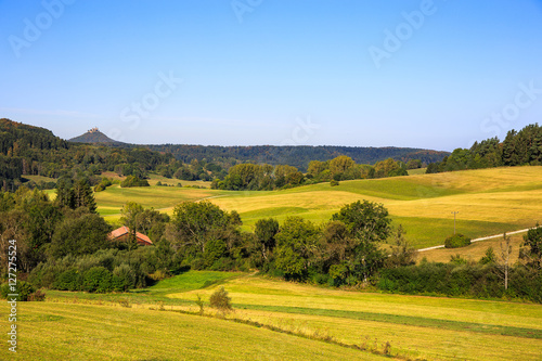 Landschaft vor Burg Hohenzollern