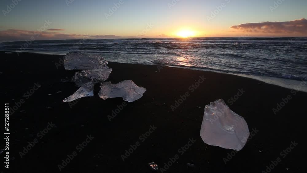 Diamond Beach Jokulsarlon in Iceland