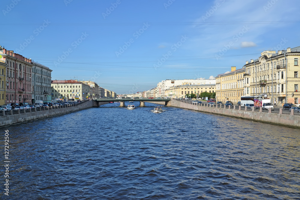 Fototapeta premium ST. PETERSBURG, RUSSIA. A view of Fontanka River